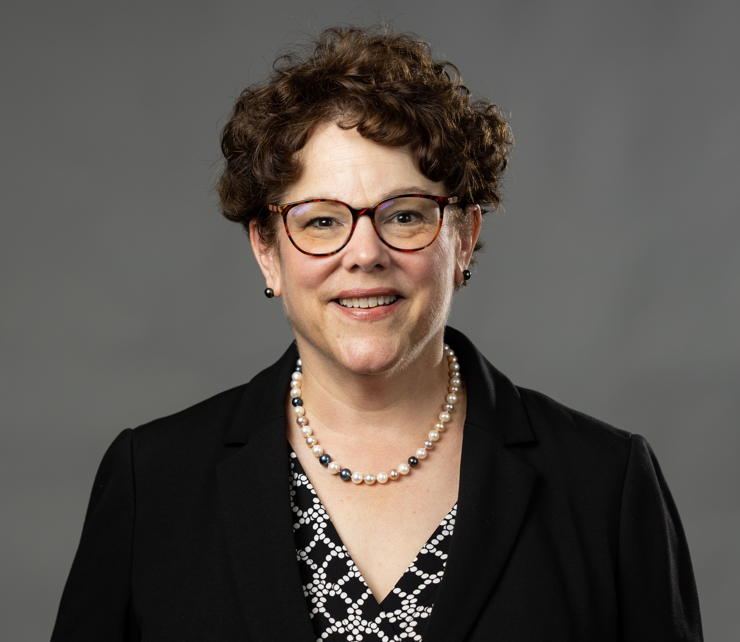 headshot of Dean Roberts